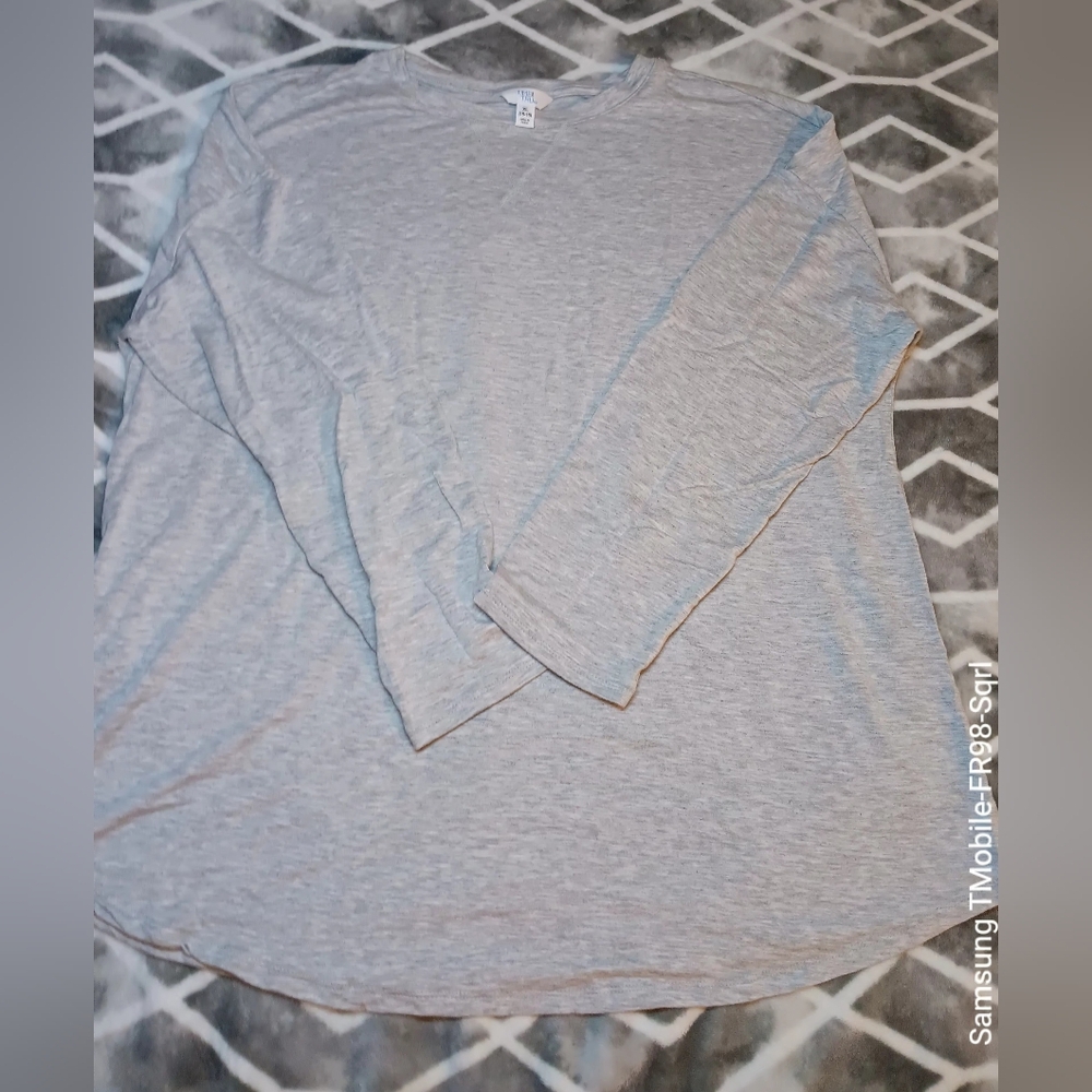Womens long sleeve Tee
